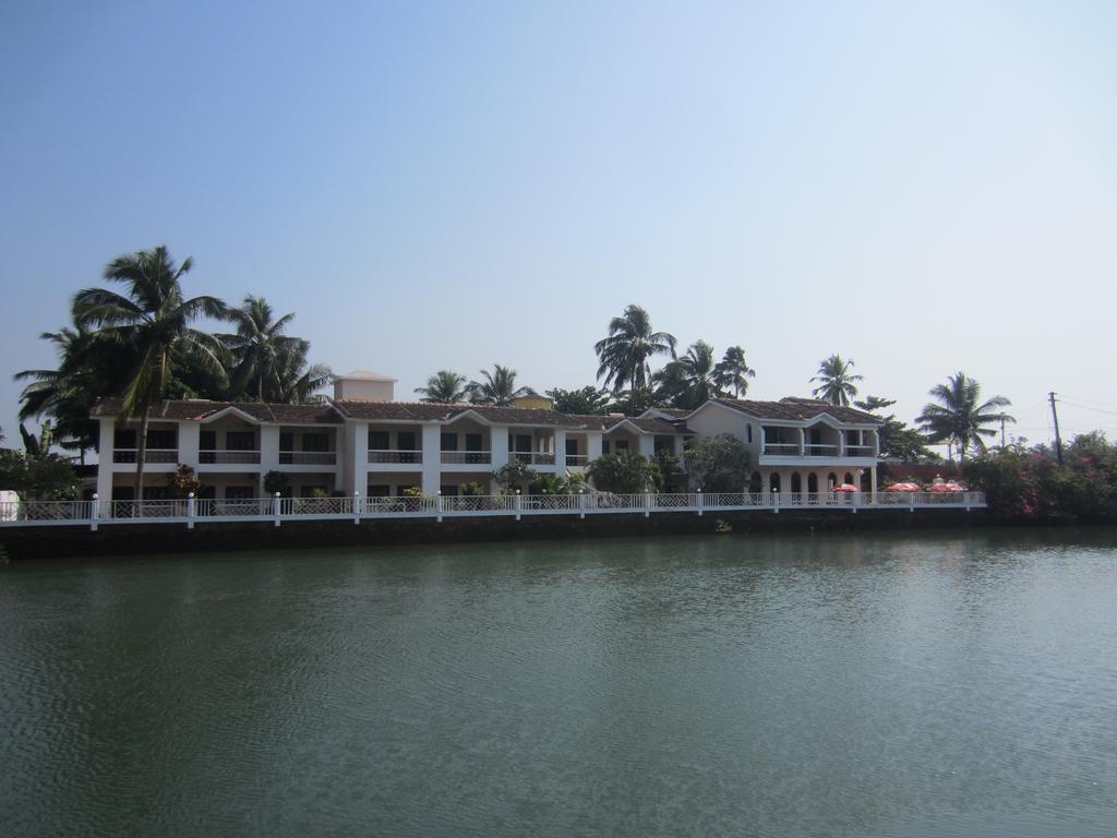 Hotel Riverside 巴加 外观 照片
