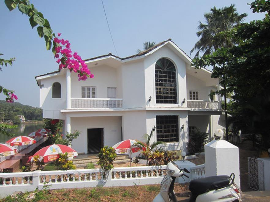Hotel Riverside 巴加 外观 照片